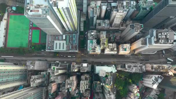 Hong Kong - Mayıs 2018: Hava göz aşağı görünüme Causeway Bay Bölgesi, konut ve ofis binaları ve gökdelenler. — Stok video