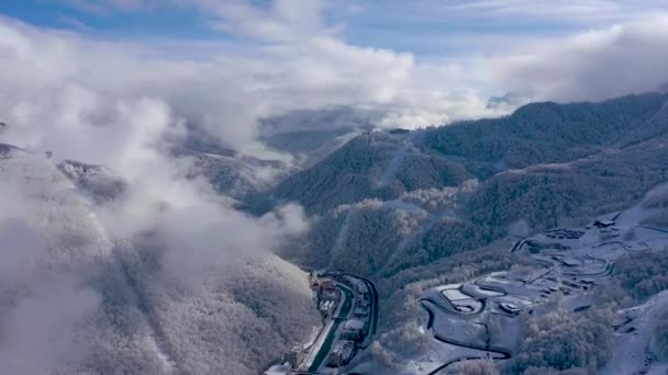 Letecká Krajiny Pohled Kavkazu Gorky Gorod Lyžařské Snowboardové Uchylují Husté — Stock video