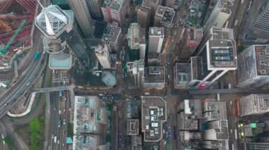 Hong Kong - Mayıs 2018: Hava göz aşağı görünüme Causeway Bay bölge, şehir şehir merkezinde ile konut ve Ofis binalar ve gökdelenler, yüksek yoğunluklu geliştirme, dron 4 k'dan fazla vurdu