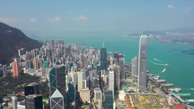 Hong Kong - Mayıs 2018: Havadan görünümü ve Victoria Limanı ', konut ve ofis binaları gökdelenler. 4 k'dan fazla vurdu casus uçak
