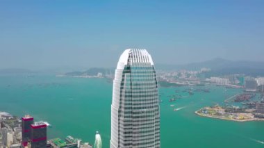 Hong Kong - Mayıs 2018: Havadan görünümü ve Victoria Limanı ', konut ve ofis binaları gökdelenler. 4 k'dan fazla vurdu casus uçak