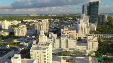 Miami, Florida, ABD - Ocak 2019: Hava dron panorama görünüm uçuş boyunca South Miami
