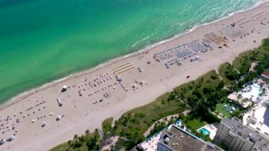 Miami, Florida, ABD - Ocak 2019: Hava dron panorama görünüm uçuş boyunca South Miami