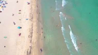 Miami, Florida, ABD - Ocak 2019: Hava dron panorama görünüm uçuş boyunca South Miami