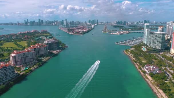 Miami Florida Usa Maj 2019 Aerial Drone Visa Flygning Över — Stockvideo