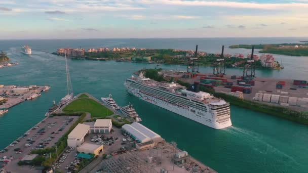 Miami Florida Usa Május 2019 Antenna Drone Megtekintéséhez Repülés Alatt — Stock videók