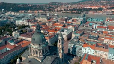 Budapeşte, Macaristan-Mayıs, 2019: güzel mimarisi ile Budapeşte şehir tarihi merkezinin havadan drone görünümü.
