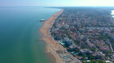 Lignano, İtalya - Mayıs 2019: İtalya'da Adriyatik Denizi Sahil Şeridi'nde Lignano Plajı