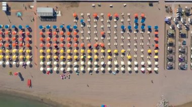 Lignano, İtalya - Mayıs 2019: İtalya'da Adriyatik Denizi Sahil Şeridi'nde Lignano Plajı