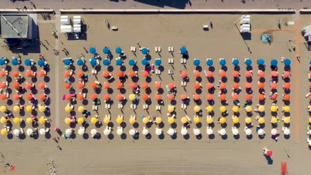 Lignano Italia Mayo 2019 Playa Lignano Costa Del Mar Adriático — Vídeo de stock