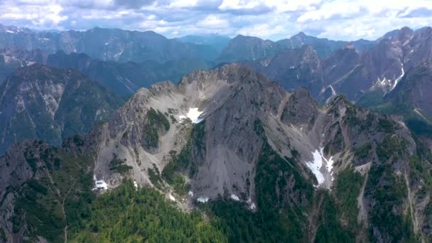 阿尔卑斯山美丽的风景景观 意大利风景如画的自然风光 — 图库视频影像