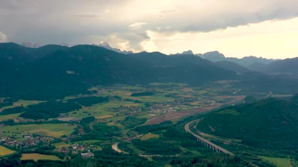 Villach Rakousko Červen 2019 Vzdušné Drone Pohled Předměstí Villachu — Stock video