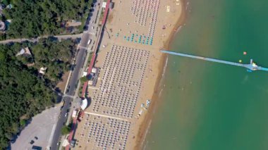 Lignano, İtalya - Mayıs 2019: İtalya'da Adriyatik Denizi Sahil Şeridi'nde Lignano Plajı