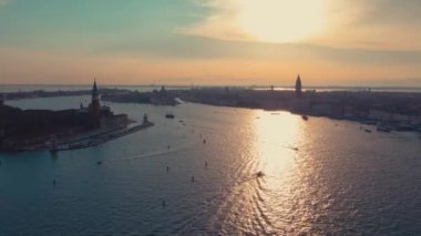 Venedik, Italya-Haziran, 2019: hava drone Panorama Görünümü Venedik güzel