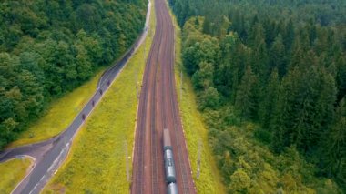 Villach, Avusturya-Haziran, 2019: Villach banliyösünün havadan drone görünümü