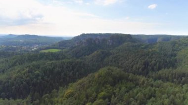 Bastei Park Saksonya, Almanya, harika havadan drone Panorama View.