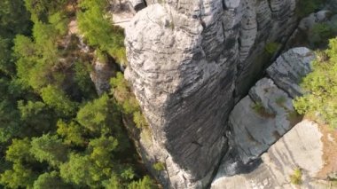 Bastei Park Saksonya, Almanya, harika havadan drone Panorama View.