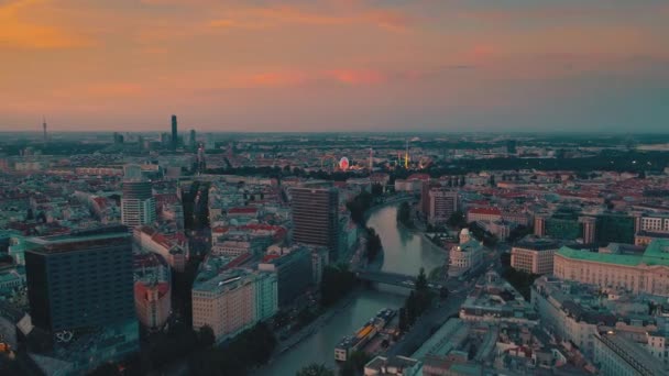Wien Österrike Juni 2019 City Skyline Antenn Skott Vid Solnedgången — Stockvideo