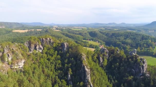 Bastei Park Sajonia Alemania Maravillosa Vista Panorámica Del Dron Aéreo — Vídeos de Stock