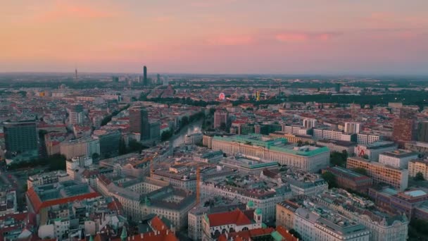 Wien Österrike Juni 2019 City Skyline Antenn Skott Vid Solnedgången — Stockvideo