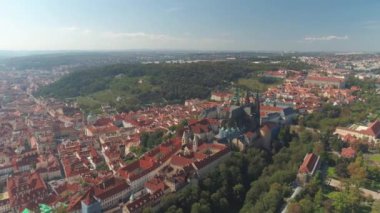 Prag, Çek Cumhuriyeti-Mayıs, 2019: hava Pamorama drone şehir görünümü