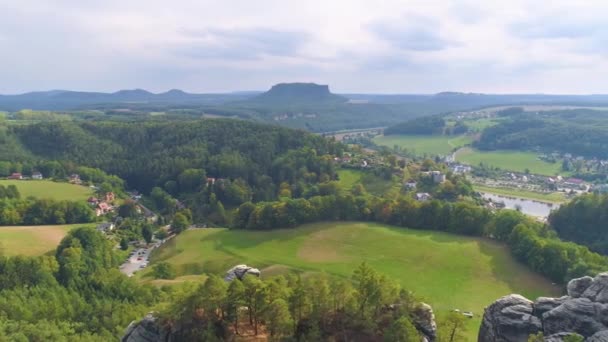 Bastei Park Sajonia Alemania Maravillosa Vista Panorámica Del Dron Aéreo — Vídeo de stock