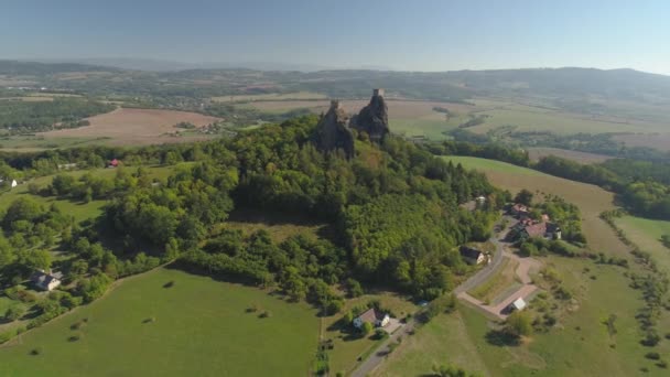 Ruínas Castelo Gótico Trosky Parque Nacional Paraíso Checo Vista Aérea — Vídeo de Stock