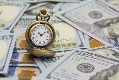 Zaman para kavramıdır.