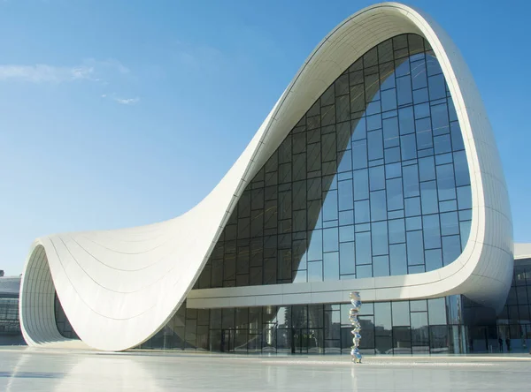 Baku Azerbaijão Maio 2015 Heydar Aliyev Center Desenhado Por Zaha Imagem De Stock