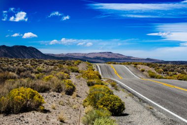 Nevada Çölü yollar ve tepeler