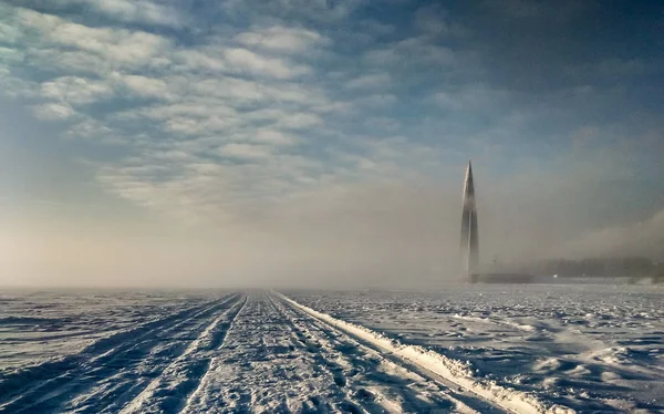 Saint-Petersburg Rusya Stadyumu ve Kulesi
