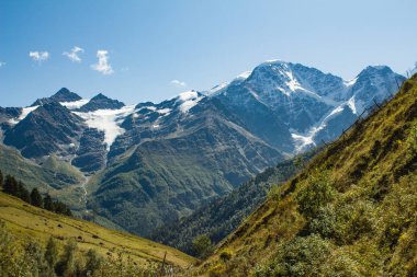 Elbris yakınlarındaki Kafkasya Dağı