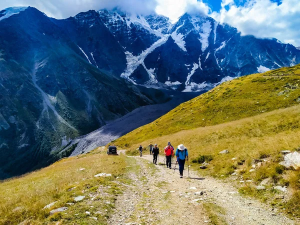 Elbris yakınlarındaki Kafkasya Dağı