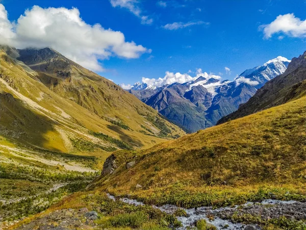 Caucasus Mountins Elbris — Stock Photo, Image