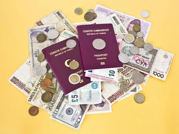 Foreign Passports Money Countries — Stock Photo, Image