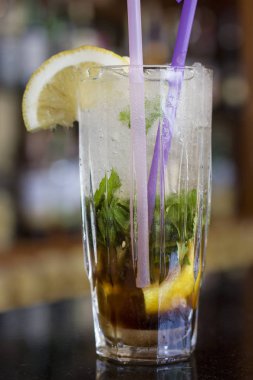 Mojito buz barda kokteyl