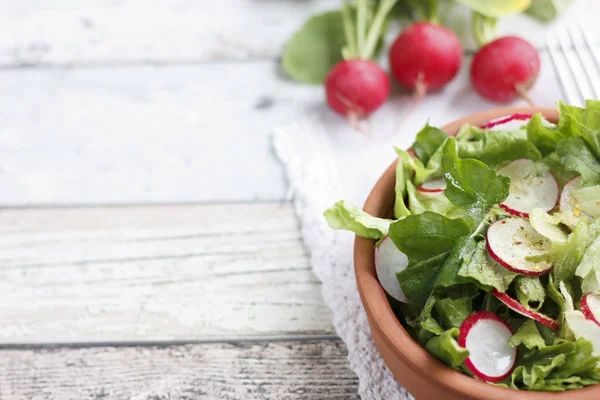 Comida Dietética Para Uma Aptidão Salada Rabanete Alface Arugula — Fotografia de Stock