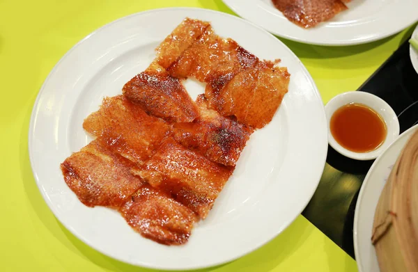 Peking Duck. Beijing Duck. Pan cake roast duck. China\'s most famous dish.