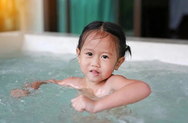 Cute Smile Asian Girl Playing Jacuzzi Looking Camera — Stock Photo, Image