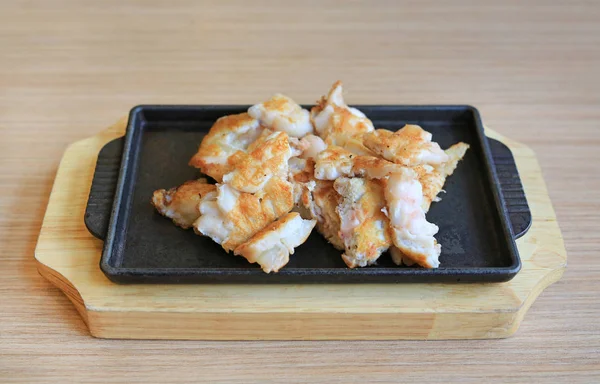 Teppanyaki Kalamar Sıcak Tabakta Yumurta Geleneksel Japon Yemekleri — Stok fotoğraf