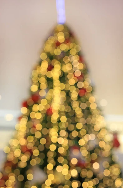 Noel Ağacı Arka Plan Bulanık Renkli Bokeh Işıkları — Stok fotoğraf