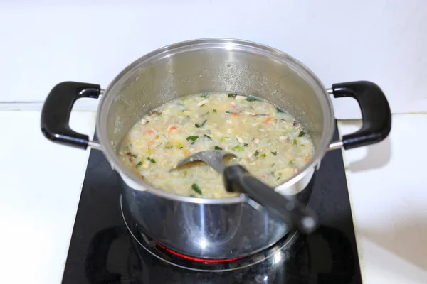 Cocinar Gachas Para Alimentos Para Bebés Olla Estufa Eléctrica — Foto de Stock