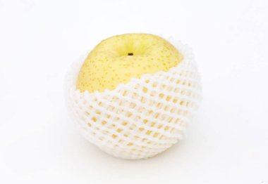 Beyaz arka plan üzerine sarılmış kabarcık Çin armut.