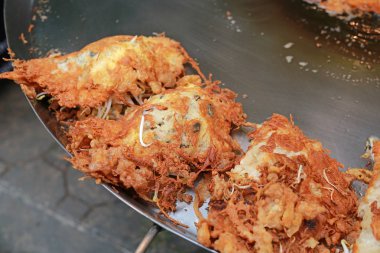 sıcak levha, Tay tarzında kızarmış midye krep.