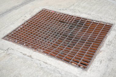 Oluklar rendeleyin drain, kapak drenaj