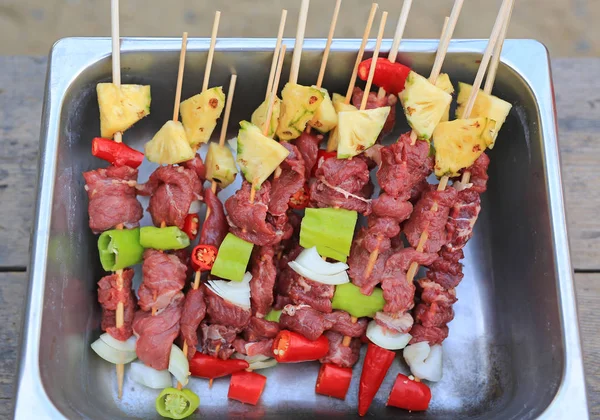 Rohes Fleisch Grill Sticks Tablett Für Grill Street Food Markt — Stockfoto