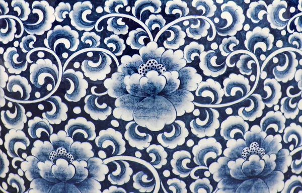 Mavi Beyaz Porselen Çiçek Deseninin — Stok fotoğraf