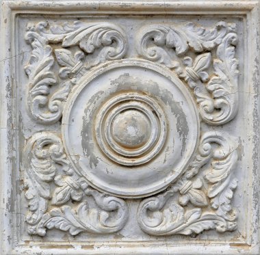 Çiçek heykel deseni. Siyah beyaz ton.