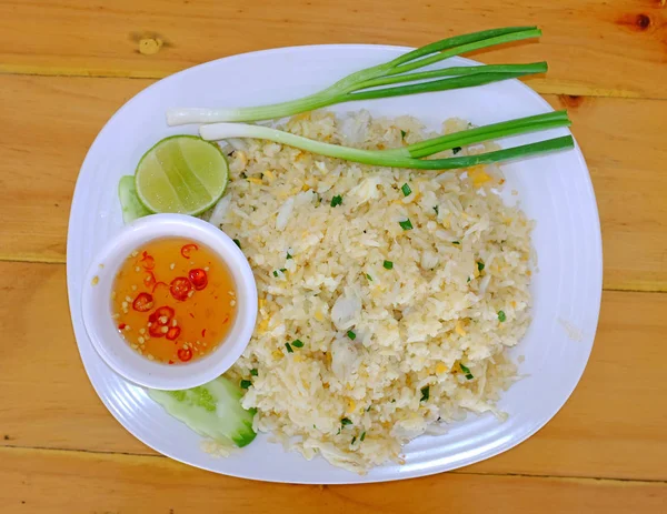 Smažená Rýže Krab Rybí Omáčkou Citronem Jídla Thajské Kuchyně — Stock fotografie