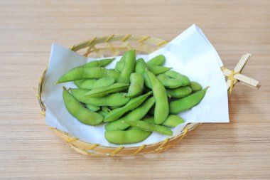 Edamame nibbles, haşlanmış yeşil soya fasulyesi, Japon yemekleri